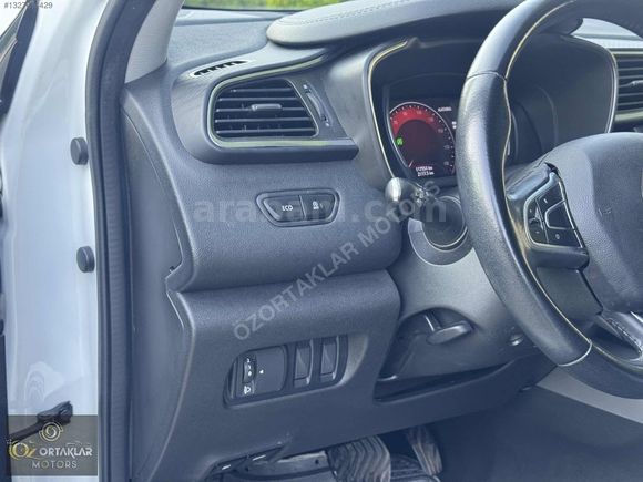 ÖZORTAKLAR'DAN 2018 KADJAR 1.5 İCON 117 BİN KM CAM TAVANLI
