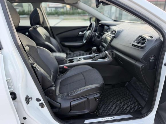 MİRAÇ AUTO DAN HATASIZ BOYASIZ CAM TAVANLI KADJAR EN DOLUSU