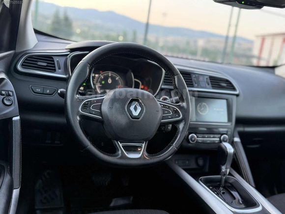 MİRAÇ AUTO DAN HATASIZ BOYASIZ CAM TAVANLI KADJAR EN DOLUSU