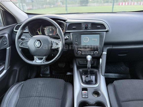 MİRAÇ AUTO DAN HATASIZ BOYASIZ CAM TAVANLI KADJAR EN DOLUSU