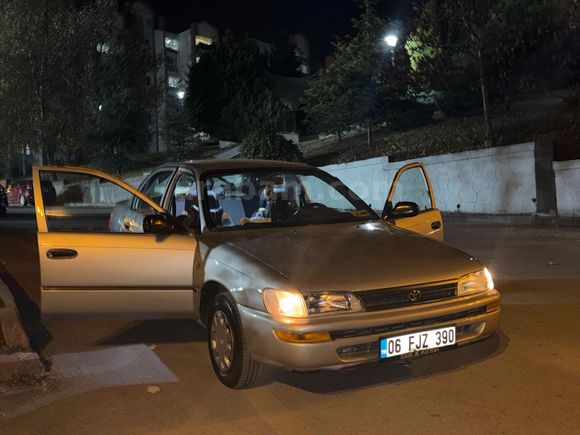 Sahibinden Toyota Corolla 1.3 XE 1996 Model 
