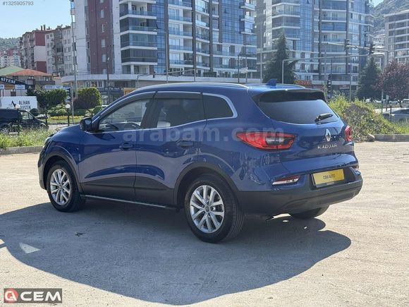 CEM AUTO'DAN 2020 MODEL RENAULT KADJAR 1.3 TCE TOUCH ROOF