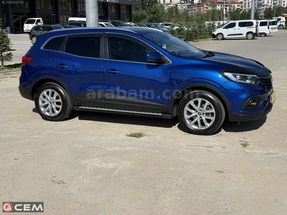 CEM AUTO'DAN 2020 MODEL RENAULT KADJAR 1.3 TCE TOUCH ROOF