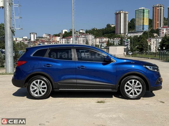 CEM AUTO'DAN 2020 MODEL RENAULT KADJAR 1.3 TCE TOUCH ROOF