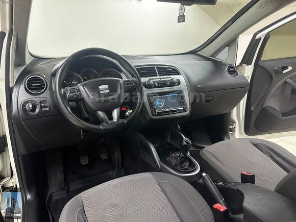 YÜCELER OTO'DAN 2011 MODEL SEAT ALTEA GERİ GÖRÜŞ KAMERA HATASIZ