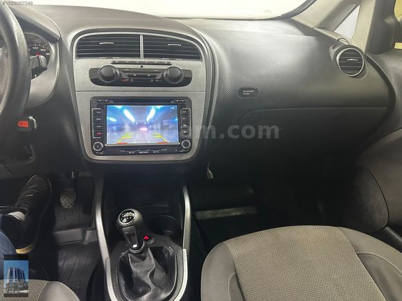 YÜCELER OTO'DAN 2011 MODEL SEAT ALTEA GERİ GÖRÜŞ KAMERA HATASIZ