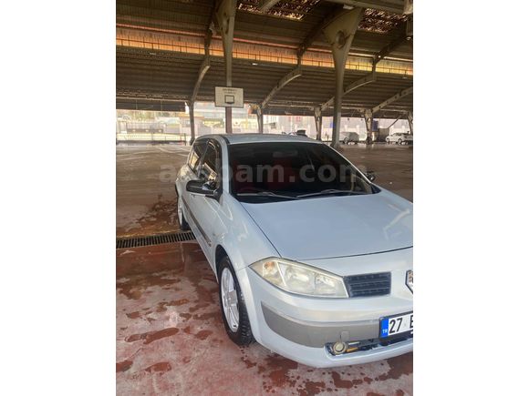 Sahibinden Renault Megane 1.6 Dynamique 2005 Model 