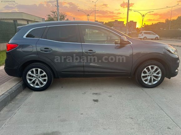 BAŞARAN AUTO DAN HATASIZ BOYASIZ