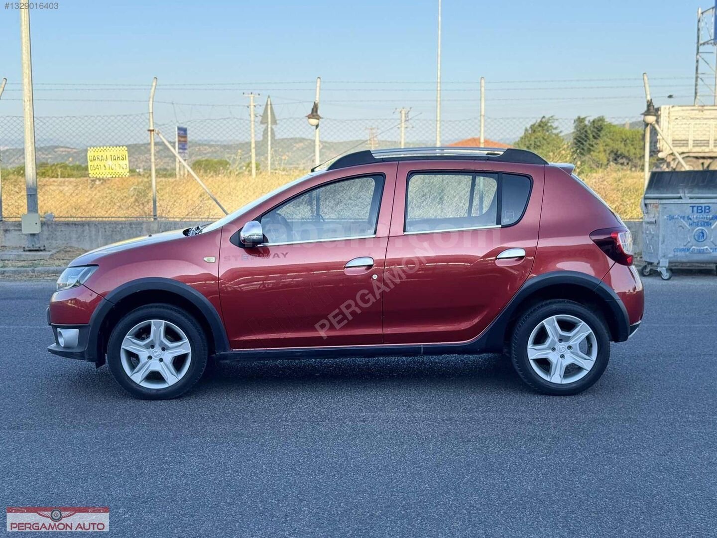 Galeriden Dacia Sandero 1.5 dCi Stepway 2013 Model İzmir 182.000 km Bordo 4