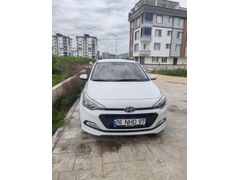 Sahibinden Hyundai i20 1.4 CRDi jump 2014 Model 133.000 km Beyaz