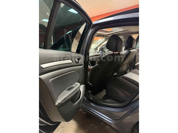 Sahibinden Renault Megane 1.3 TCe Icon 2025 Model 