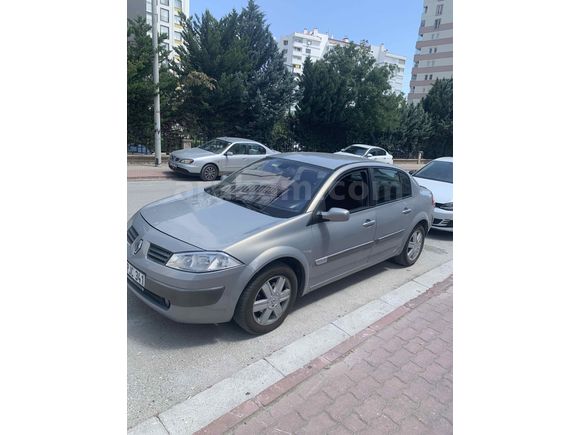 Sahibinden Renault Megane 1.5 dCi Dynamique 2004 Model 