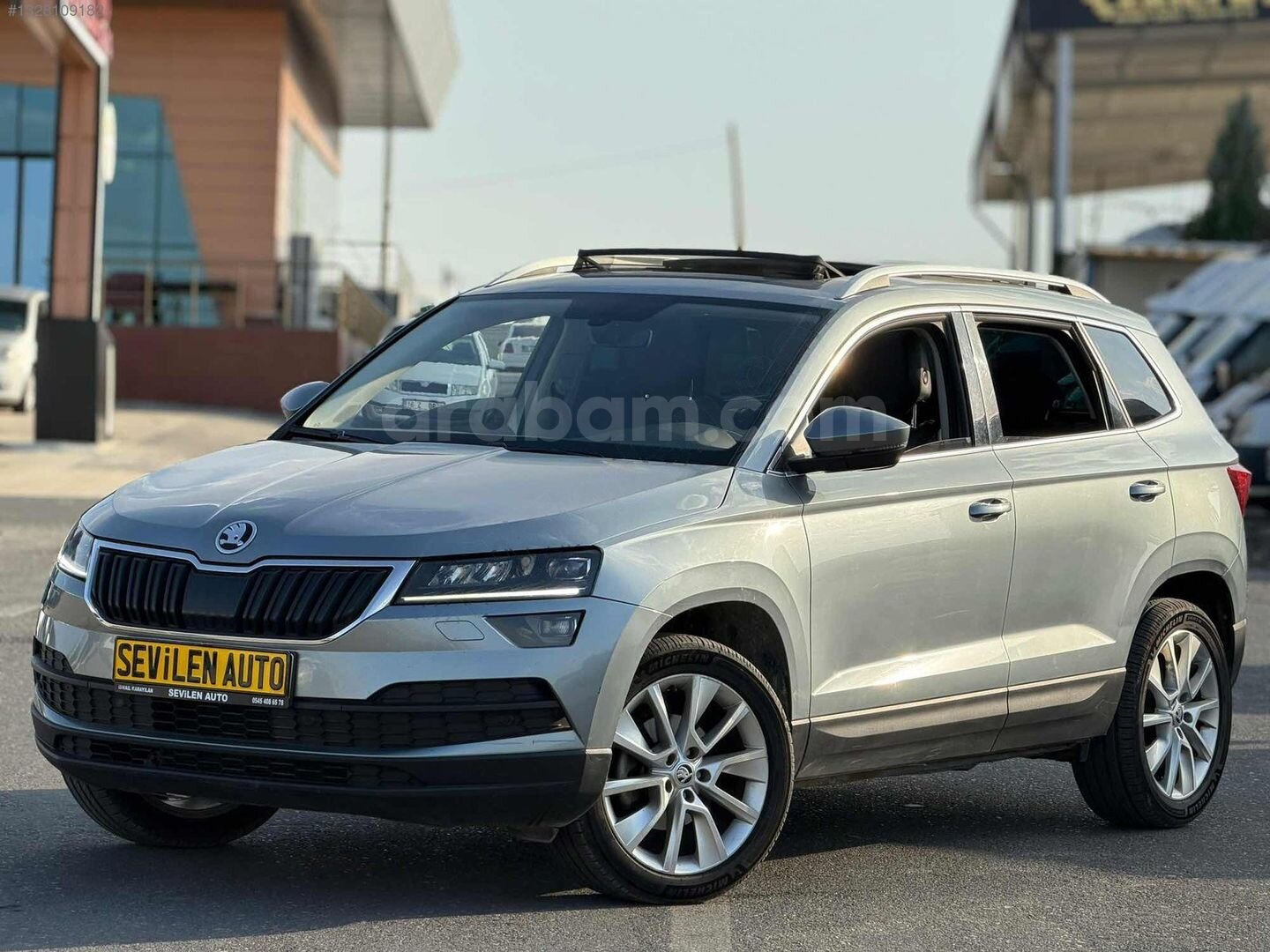 SEVİLEN AUTO dan SCODA KAROQ PRESTİGE KARTA FARKSIZ TEK ÇEKİM 1