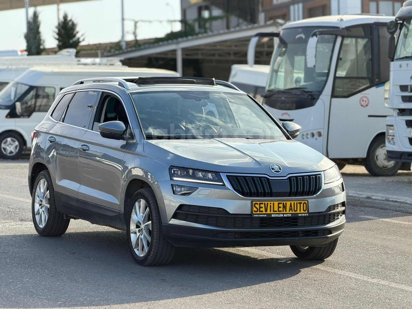 SEVİLEN AUTO dan SCODA KAROQ PRESTİGE KARTA FARKSIZ TEK ÇEKİM 4