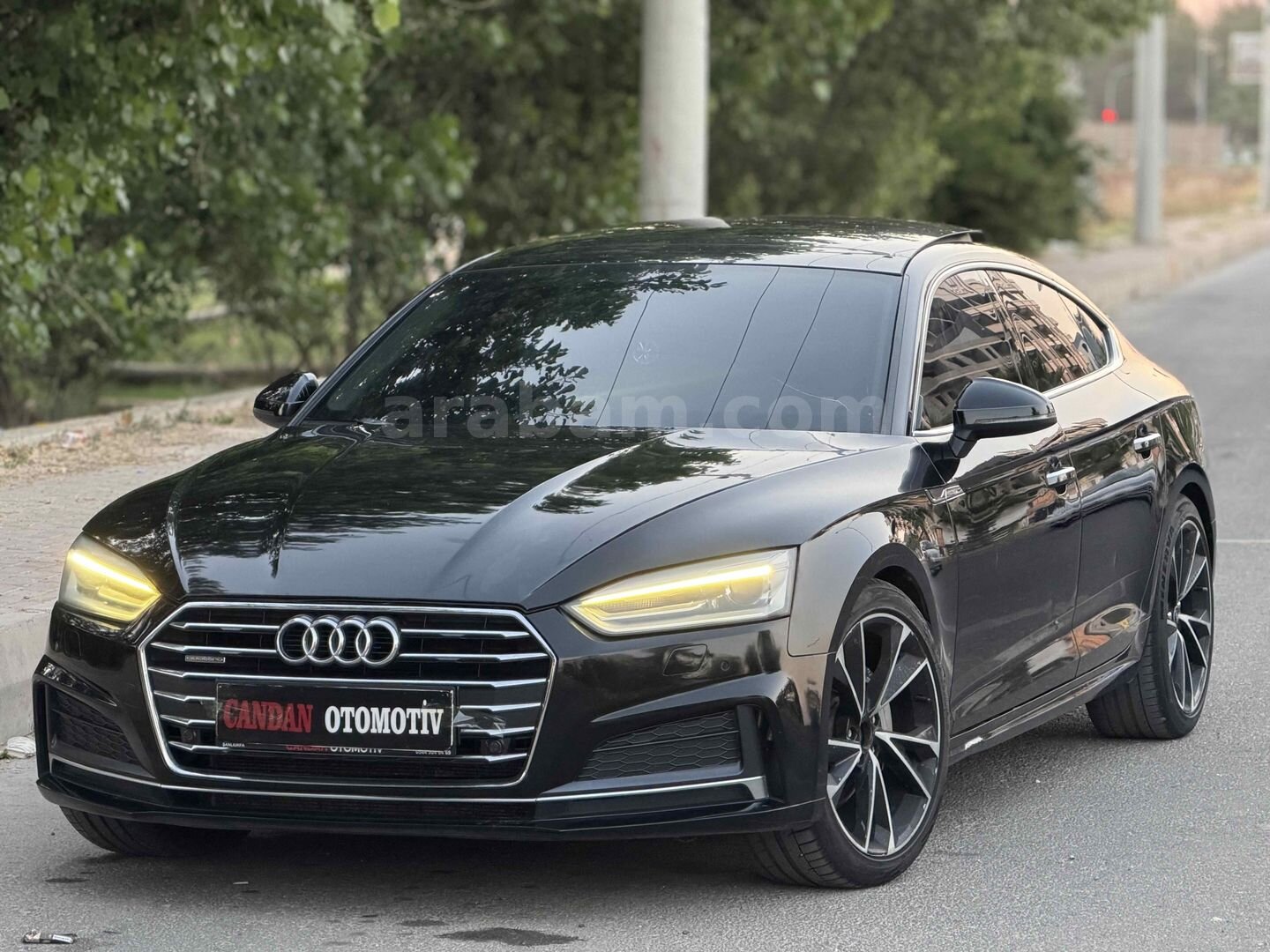 Galeriden Audi A5 Sportback 2.0 TDI 2017 Model Şanlıurfa 590.000 km Siyah 6