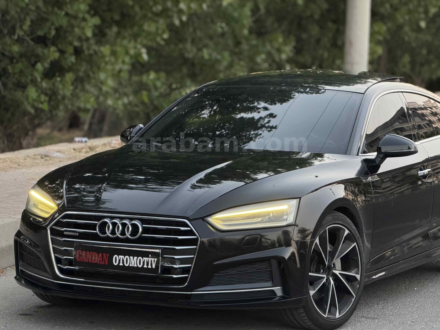 Galeriden Audi A5 Sportback 2.0 TDI 2017 Model Şanlıurfa 590.000 km Siyah 5