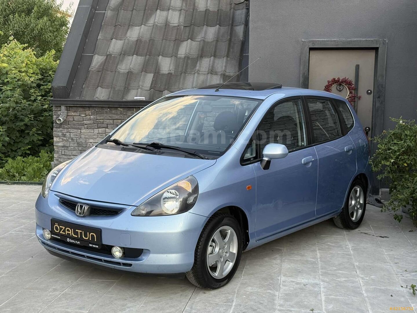 Galeriden Honda Jazz 1.4 ES 2002 Model Niğde 250.000 km Turkuaz 3