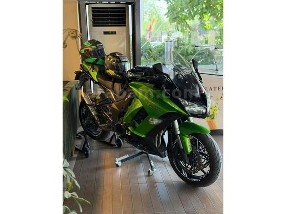 Galeriden Kawasaki Z 1000 SX 2011 Model Şanlıurfa 55.000 km Yeşil