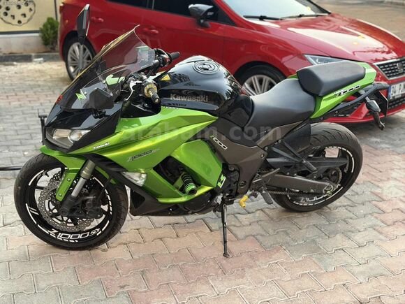 Galeriden Kawasaki Z 1000 SX 2011 Model Şanlıurfa 55.000 km Yeşil