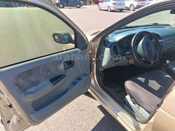 Sahibinden Renault Megane 2.0 RXT 1998 Model