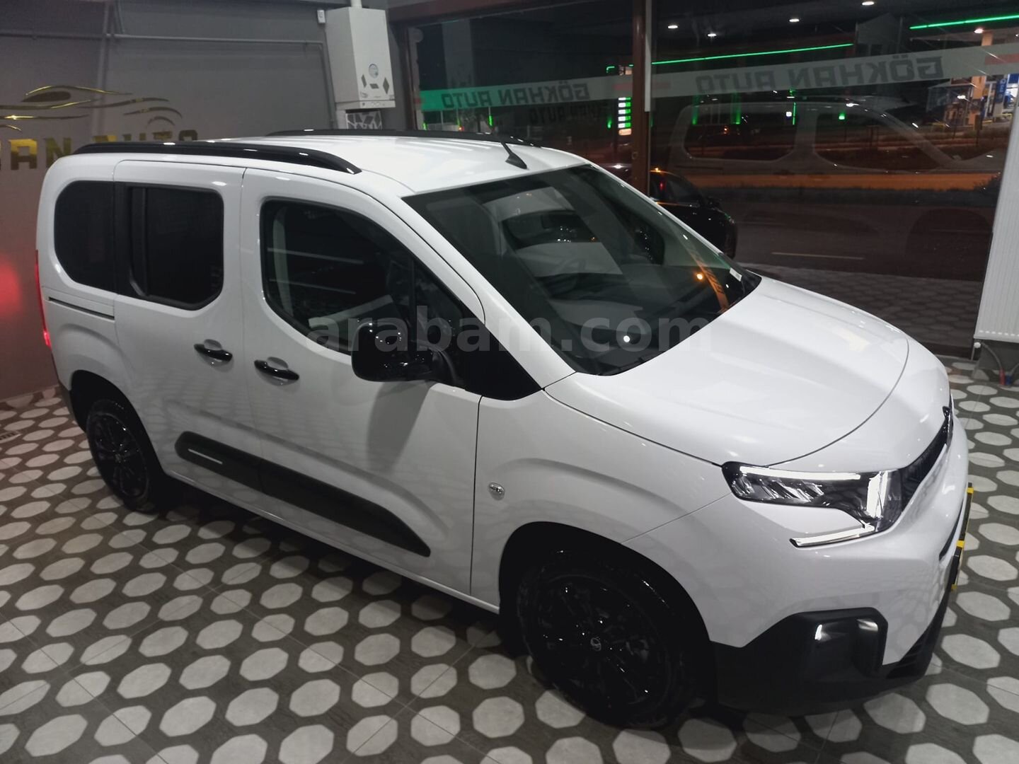 Galeriden Citroen Berlingo 1.5 BlueHDI Plus 2025 Model Erzurum 0 km Beyaz 7