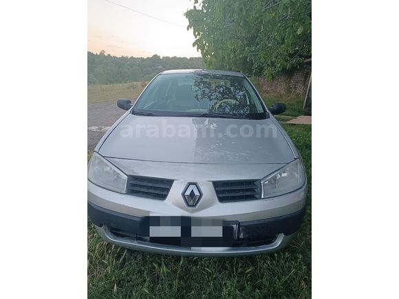 MEMURDAN TEK ELDEN KULLANILMIŞ 187000 KM'DE TEMİZ MEGANE 2