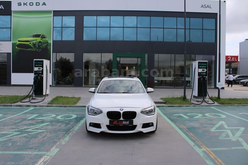 Galeriden BMW 1 Serisi 116i Comfort 2013 Model Samsun 196.109 km Beyaz