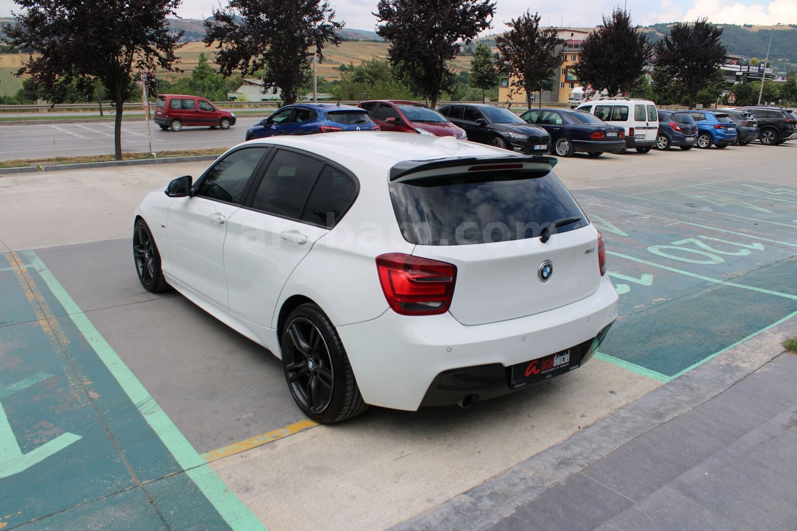 Galeriden BMW 1 Serisi 116i Comfort 2013 Model Samsun 196.109 km Beyaz 6