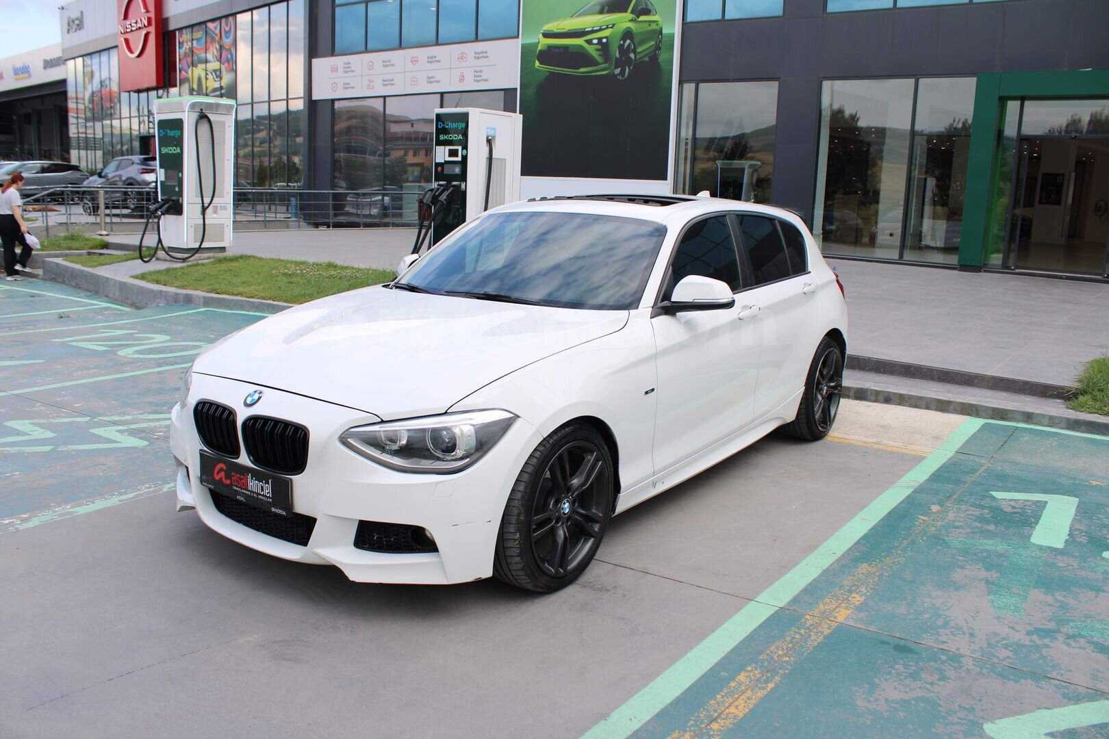 Galeriden BMW 1 Serisi 116i Comfort 2013 Model Samsun 196.109 km Beyaz 2