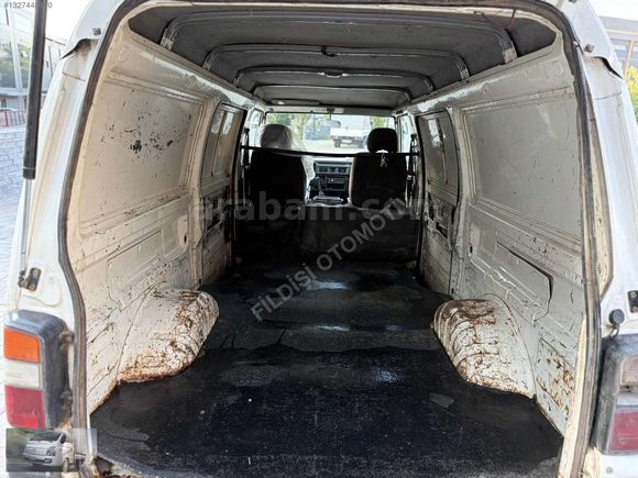 2000 MITSUBISHI L 300 PANELVAN