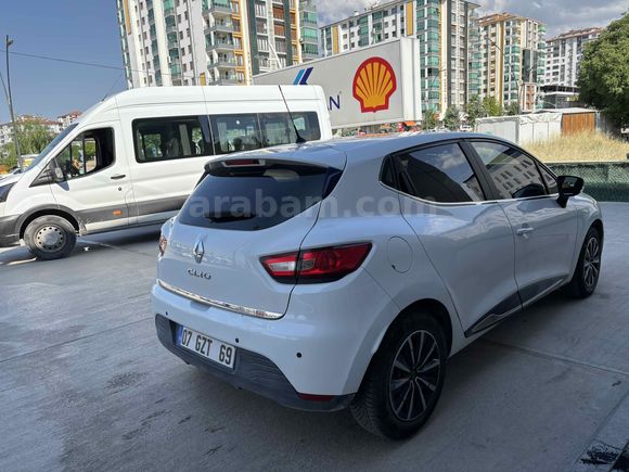 Sahibinden Renault Clio 1.2 Joy 2015 Model  54.000 km Beyaz
