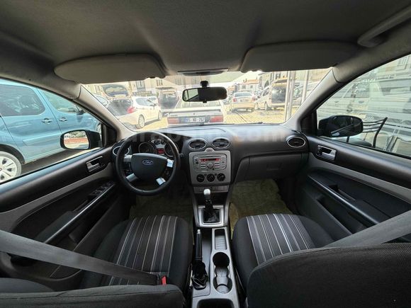 ORJİNAL HATASIZ Ford Focus 1.6 TDCi Trend 2010 Model Van