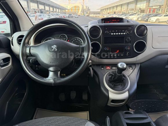 HATASIZ BOYASIZ PARTNER 1.6 HDİ ZENİTH CAM TAVAN