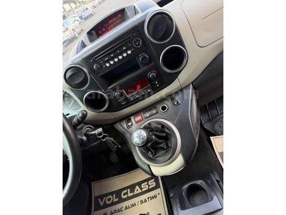 HATASIZ BOYASIZ PARTNER 1.6 HDİ ZENİTH CAM TAVAN