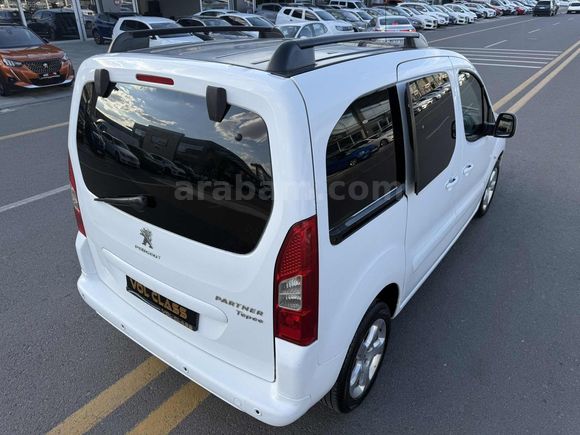 HATASIZ BOYASIZ PARTNER 1.6 HDİ ZENİTH CAM TAVAN