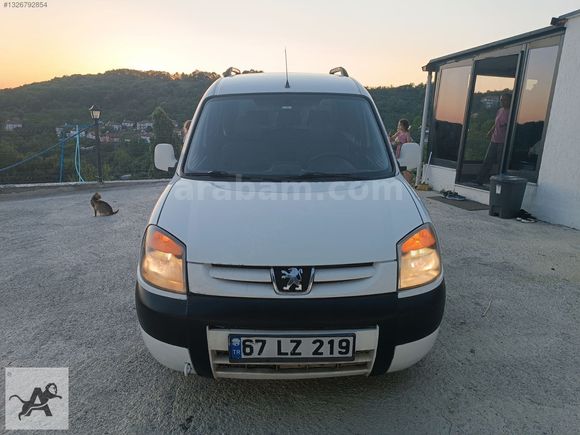 2005 MODEL DEĞİSENSİZ YENİ MUAYNELİ PEJO PARTNER