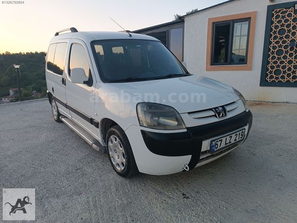 2005 MODEL DEĞİSENSİZ YENİ MUAYNELİ PEJO PARTNER