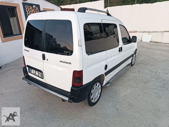2005 MODEL DEĞİSENSİZ YENİ MUAYNELİ PEJO PARTNER