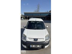 2004 PEUGEOT PARTNER KOMBİVAN 1.9D KLİMALI MESUT OTOMOTİV'DEN