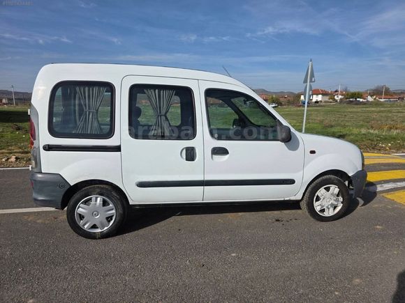 HATASIZ BOYASIZ 2000 MODEL KANGO 20 YILLIK SAHBİNDEN
