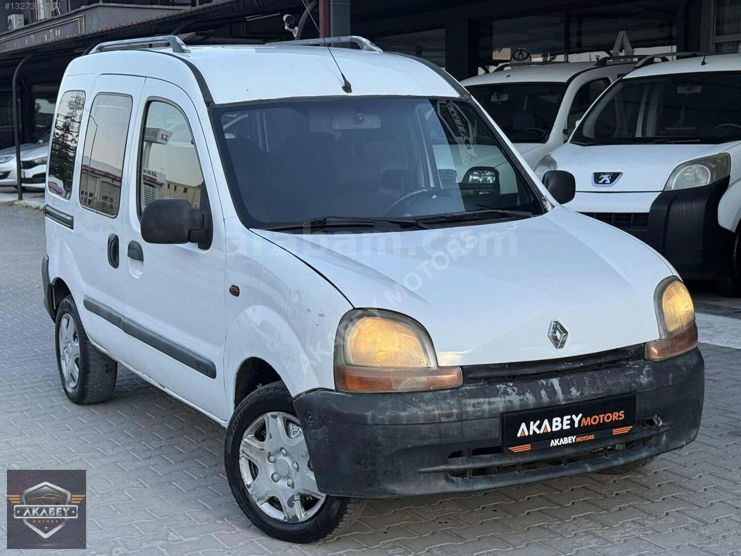 Galeriden Renault Kangoo 1.9 D 2002 Model Eskişehir 355.000 km Beyaz 1