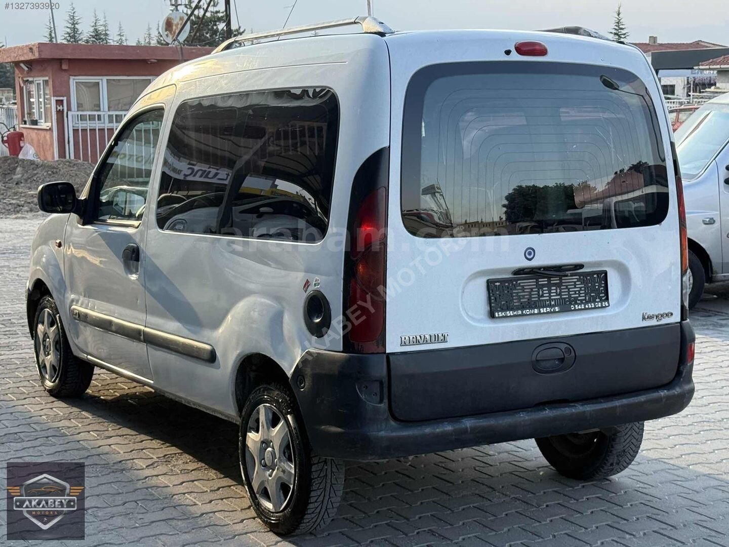 Galeriden Renault Kangoo 1.9 D 2002 Model Eskişehir 355.000 km Beyaz 6