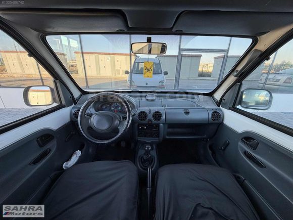 SAHRA MOTORS'DAN 2000 RENAULT KANGO 1.9D OTOMOBİL RUHSAT 224.KM