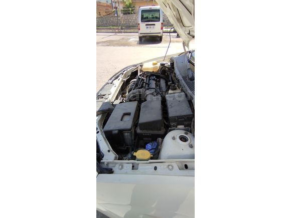 Sahibinden Ford Focus 1.6 Comfort 2004 Model Ankara