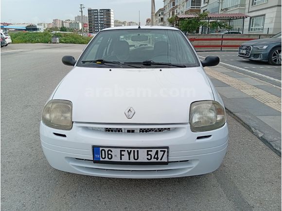 Sahibinden Renault Clio 1.4 RN 2000 Model