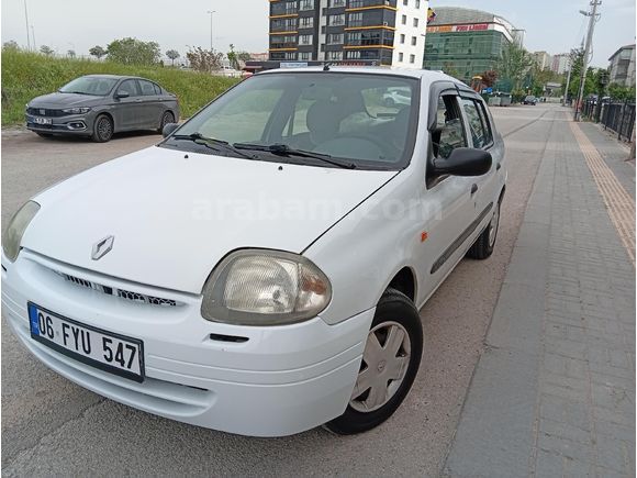 Sahibinden Renault Clio 1.4 RN 2000 Model