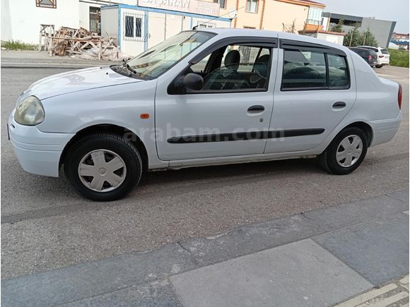 Sahibinden Renault Clio 1.4 RN 2000 Model