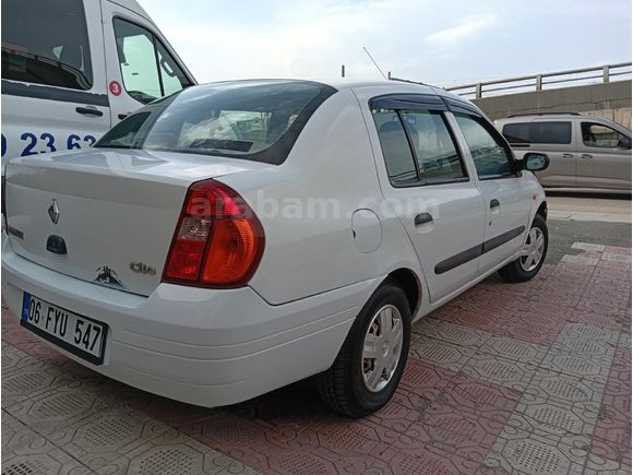 Sahibinden Renault Clio 1.4 RN 2000 Model