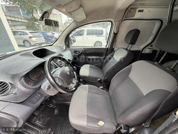 2017 RENAULT KANGOO 1.5 DCİ MAXİ JOY TAMAMINA KREDİ İMKANI !!