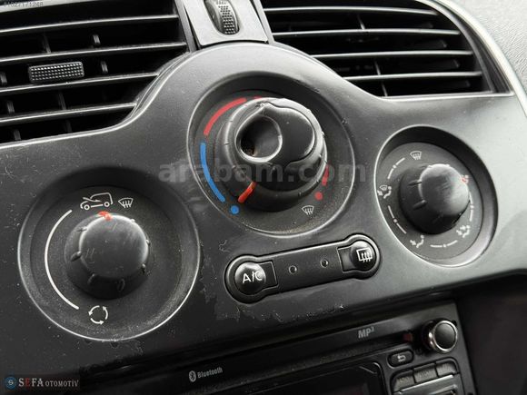 2017 RENAULT KANGOO 1.5 DCİ MAXİ JOY TAMAMINA KREDİ İMKANI !!